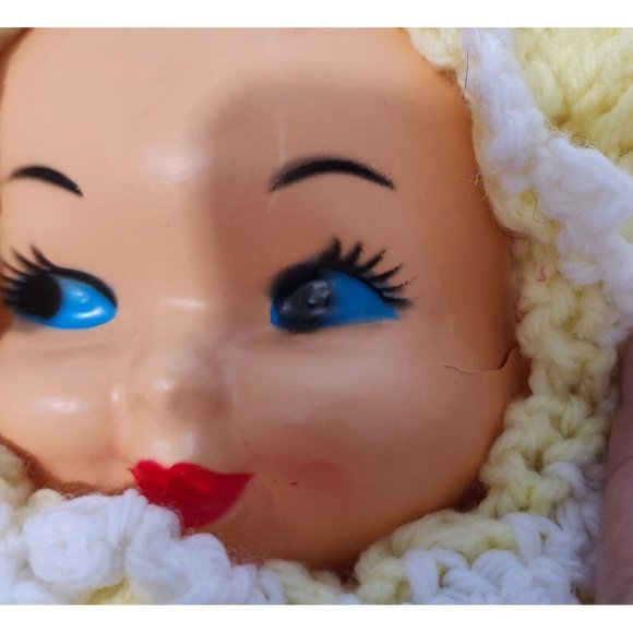 Vintage Doll Face Crochet Pillow Cover 14" Round - Picture 9 of 9